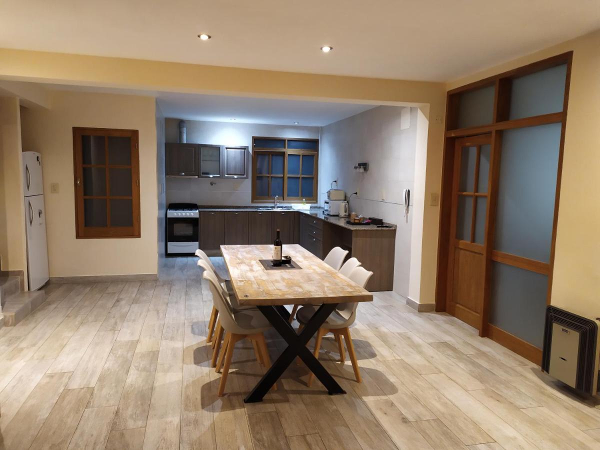 La Terraza Apartment: Lujoso, Amplio Y Ubicado En Microcentro. Apartamento
